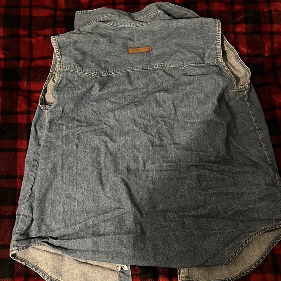 Calamity Jeans Vest - Picture 2 of 2